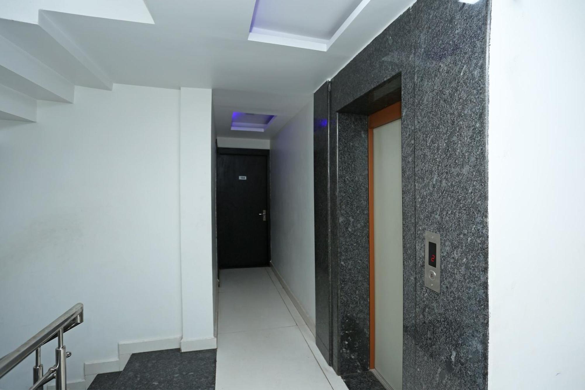 Collection O 3995 Hotel Shree Kishan Palace Bhopal Exterior photo
