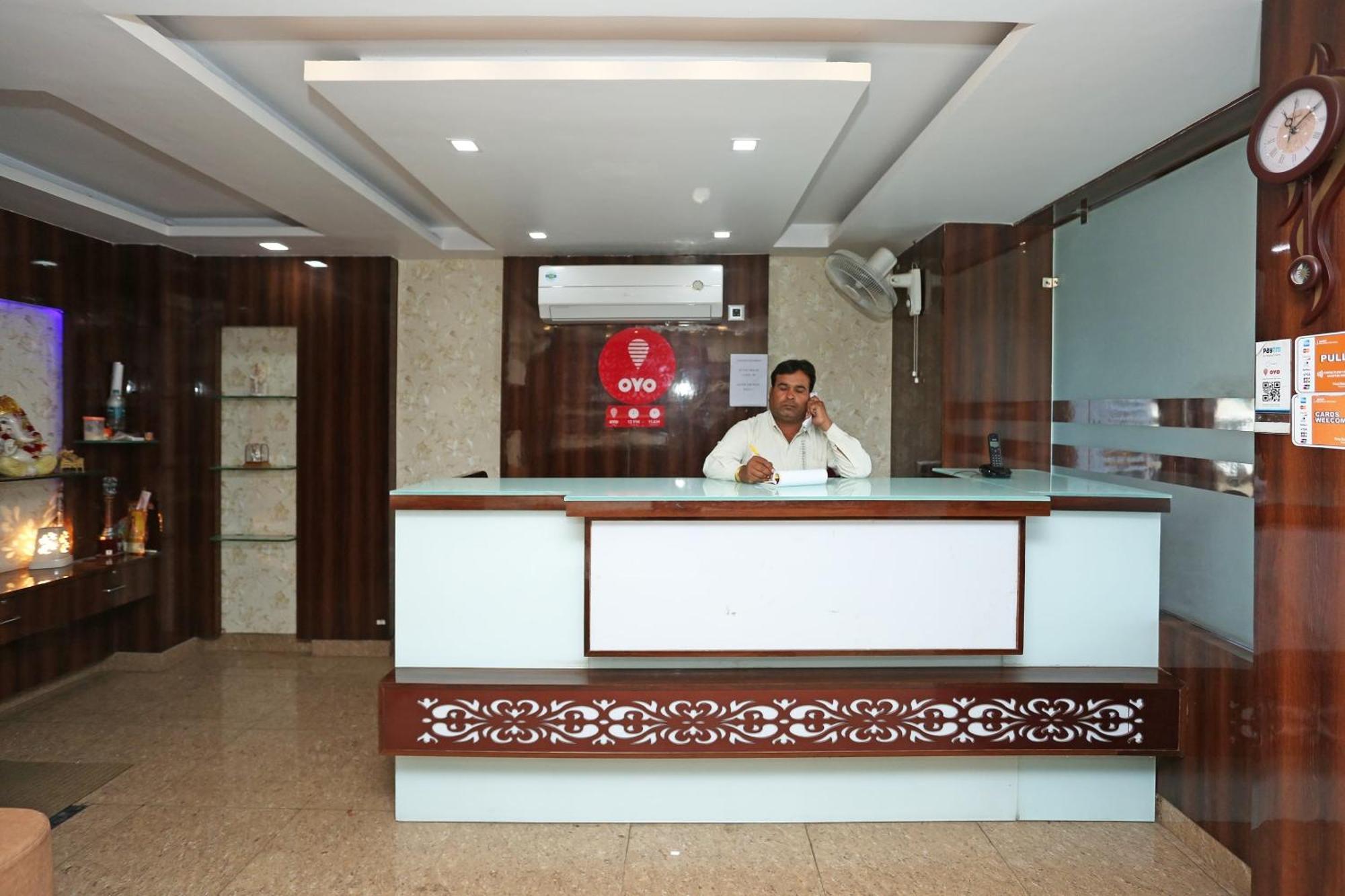 Collection O 3995 Hotel Shree Kishan Palace Bhopal Exterior photo